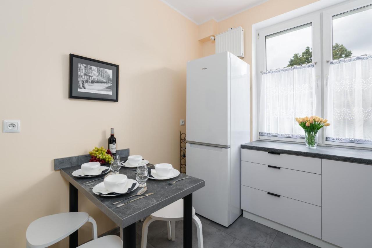Kosinskiego Apartment Poznan By Noclegi Renters ภายนอก รูปภาพ